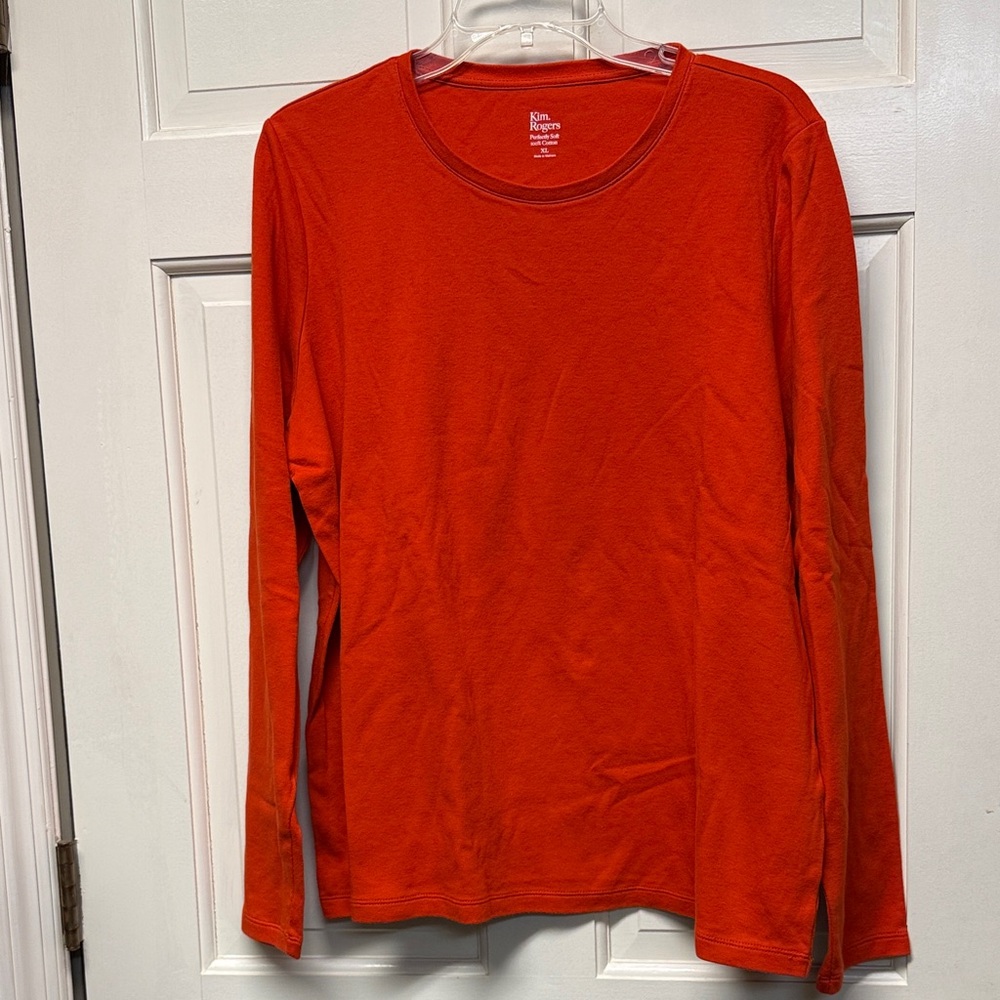 Kim Rogers Perfectly Soft XL Red Long Sleeve Round neckline t-shirt 100% Cotton